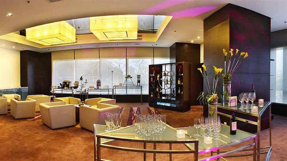 The Westin Beijing Chaoyang Hotell Exteriör bild